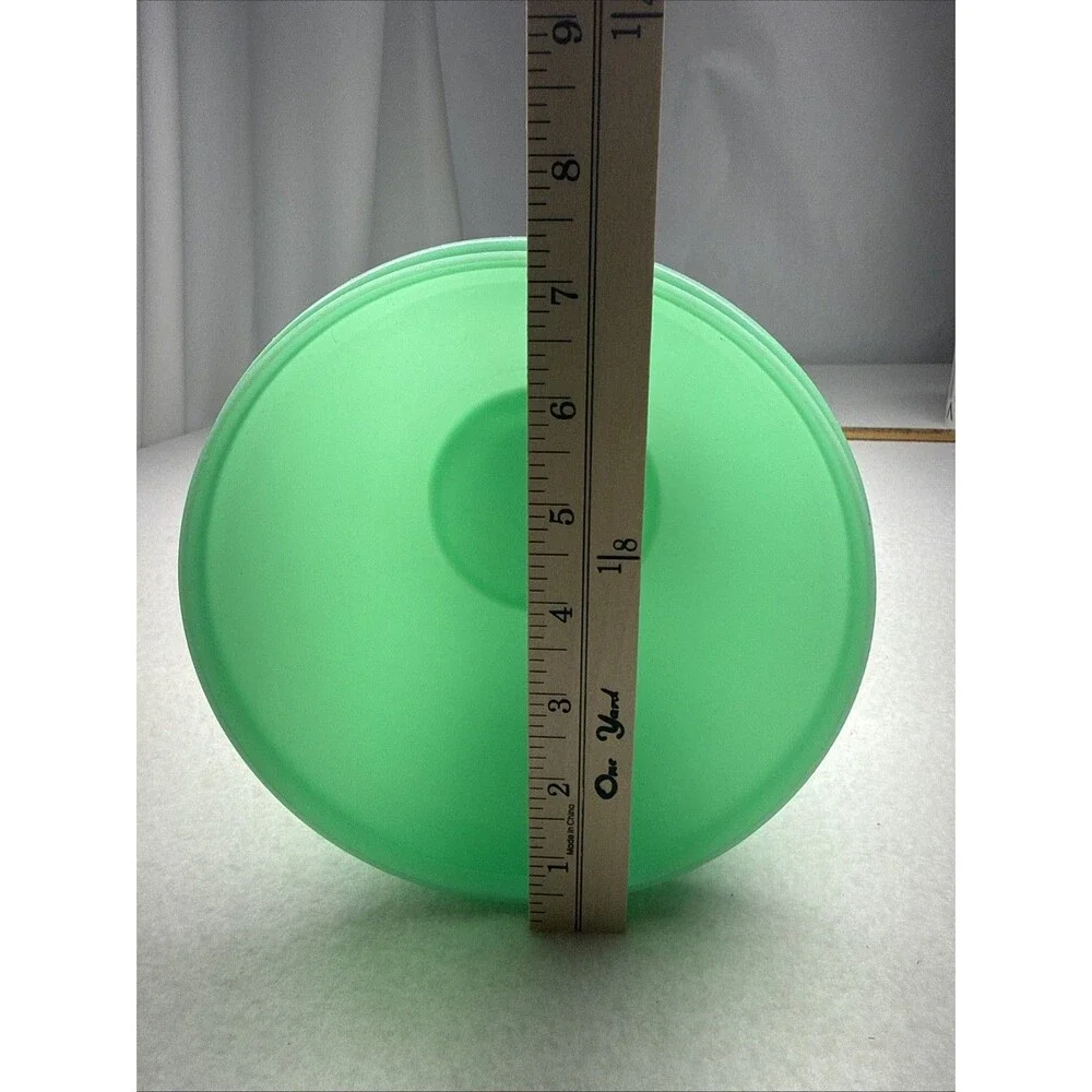 Tupperware Vintage 70s Crisp-It #679 Jadeite Green Lettuce Keeper Bowl Only